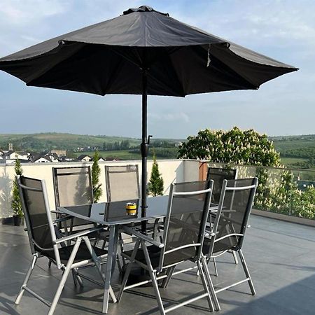 Penthouse Luxury Fălticeni Exterior foto